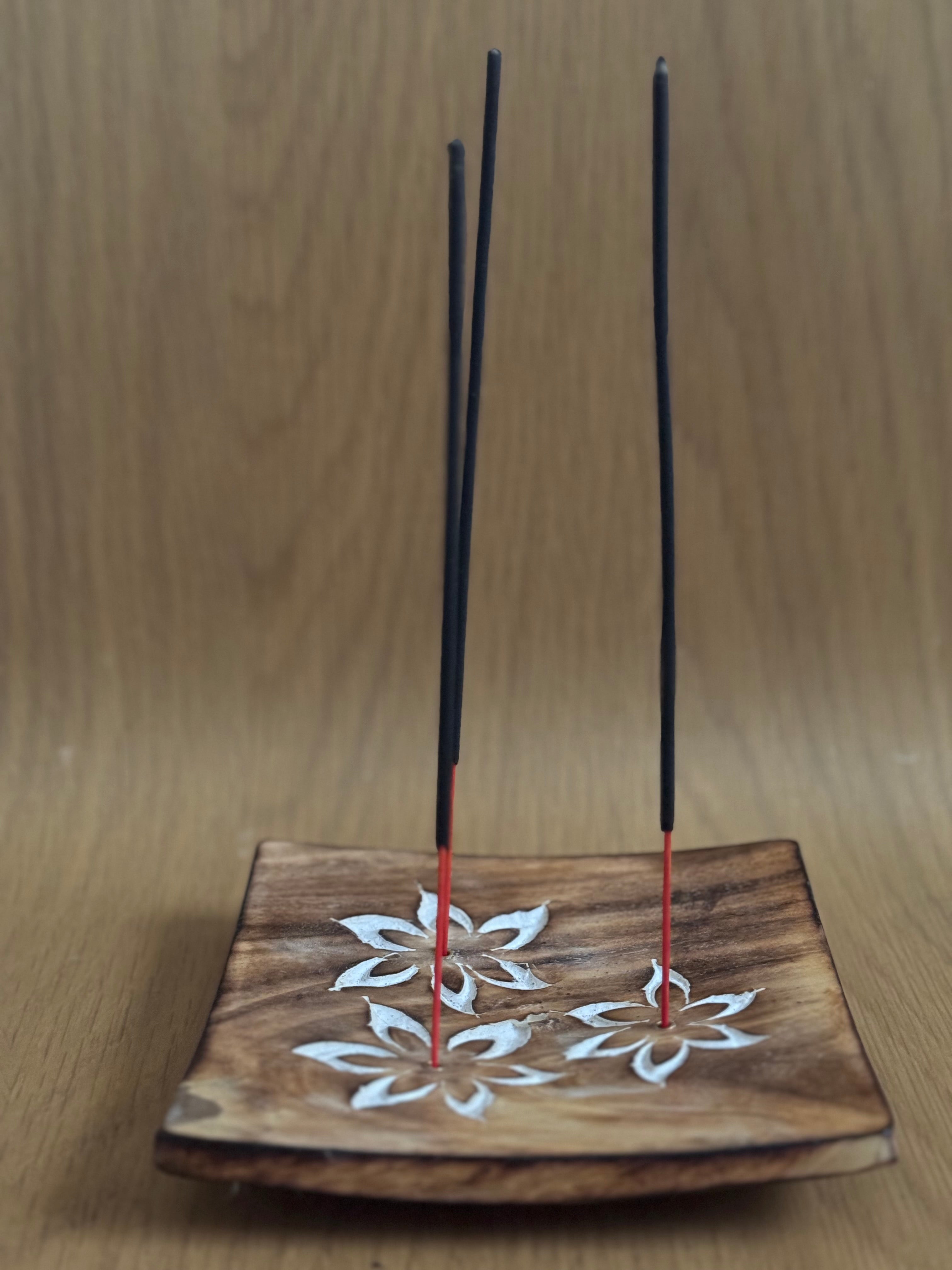 Handcrafted Wooden Incense Holder – Relaxation & Calm Atmosphere